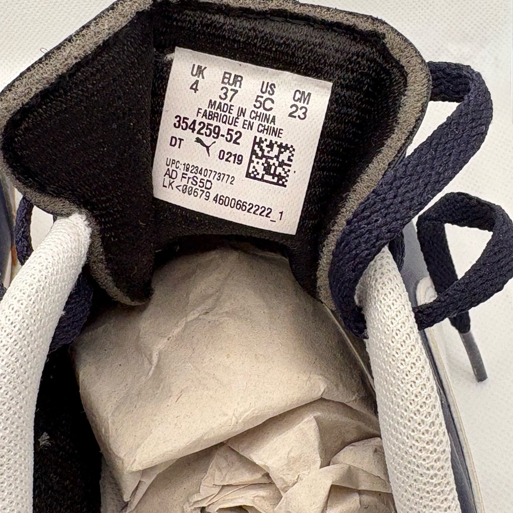 Puma Boy's Navy Sneakers ***NEVER WORN - Picture 8 of 8